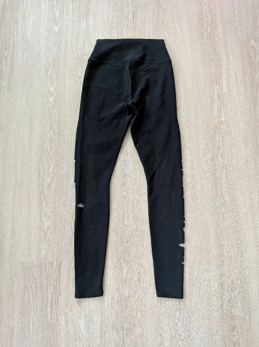 ALO Yoga Leggings Women's Small Extreme Warrior Ripped